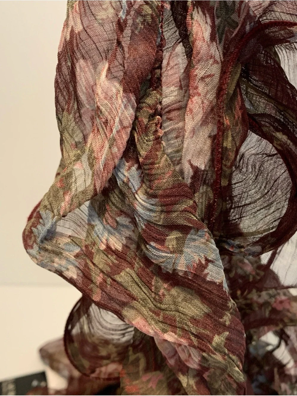 NWT Lauren Ralph Lauren Ruffle Scarf-Wine Burgundy Pinot Noir; 100% Viscose